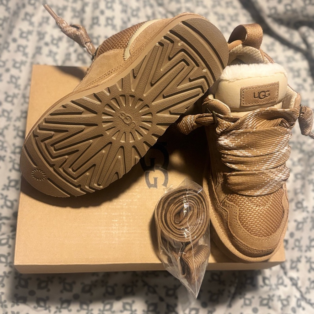 UGG Tan Rain & Snow Boots with Suede Finish - Picture 3 of 4
